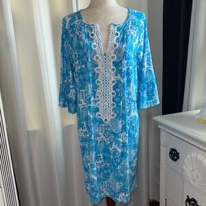 Lilly Pulitzer Blue and White Quarter Length Sleeve Dress